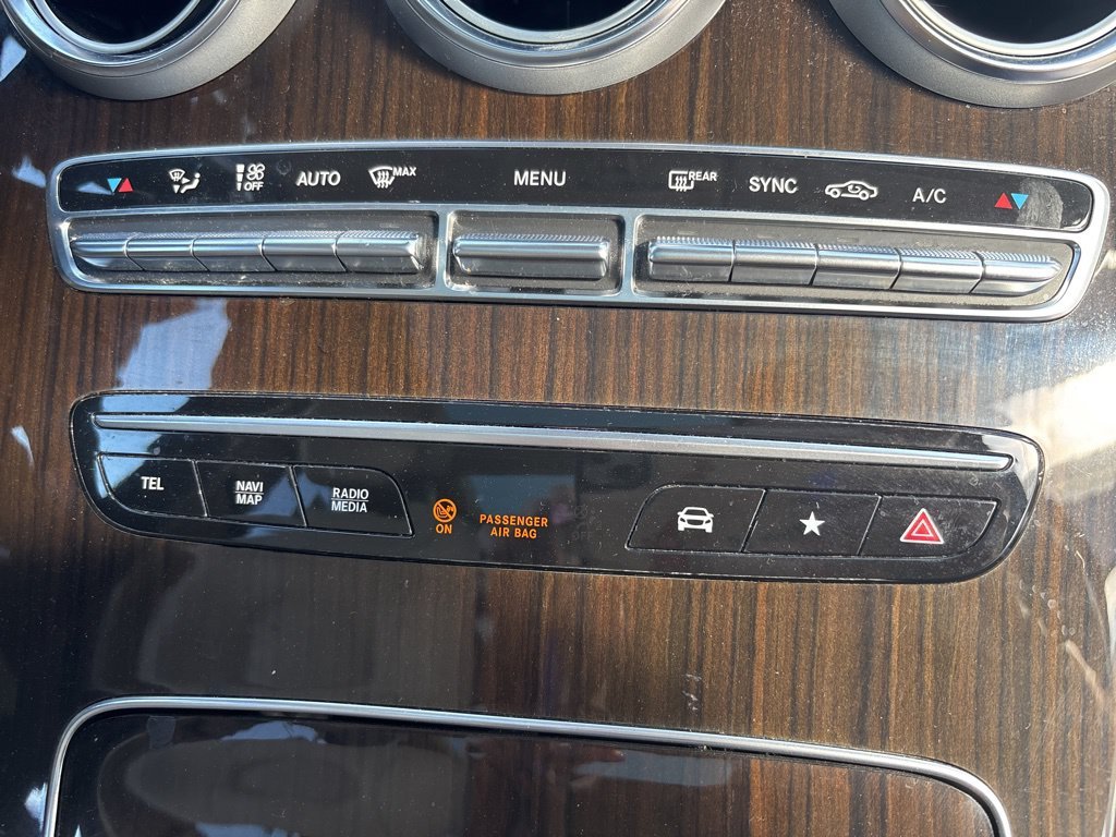 Used 2022 Gold Mercedes-Benz GLC 300 image 30