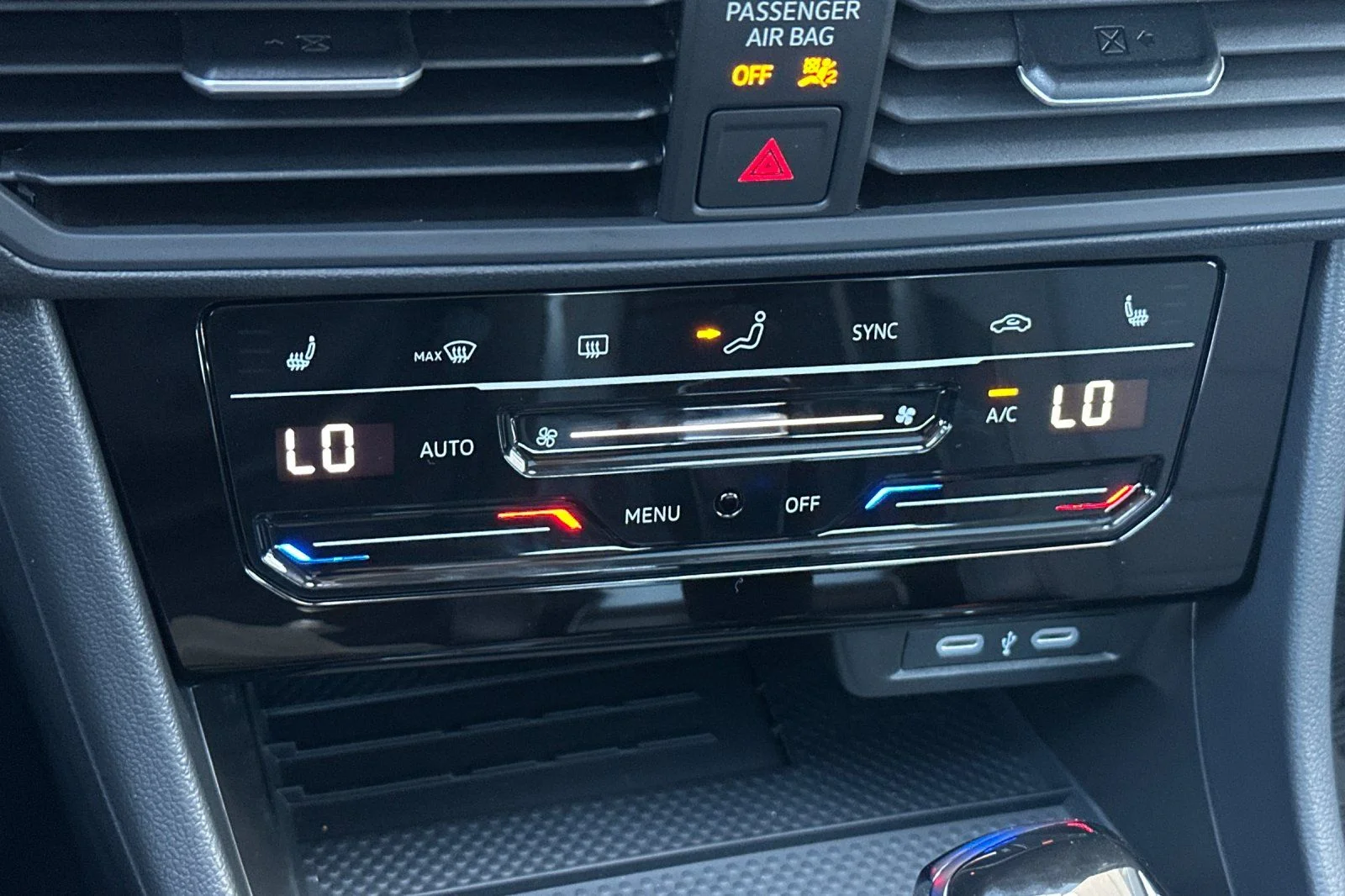 New 2026 Blue Volkswagen 1.5T SE image 17