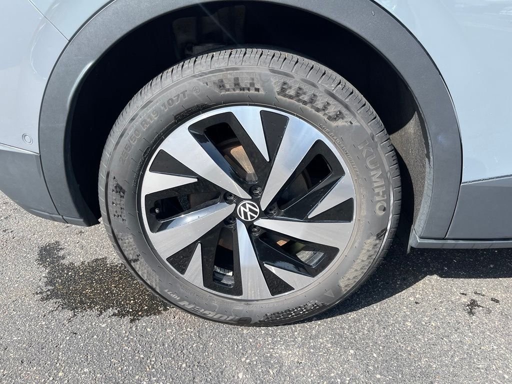Certified Used 2023 Gray Volkswagen Pro image 27