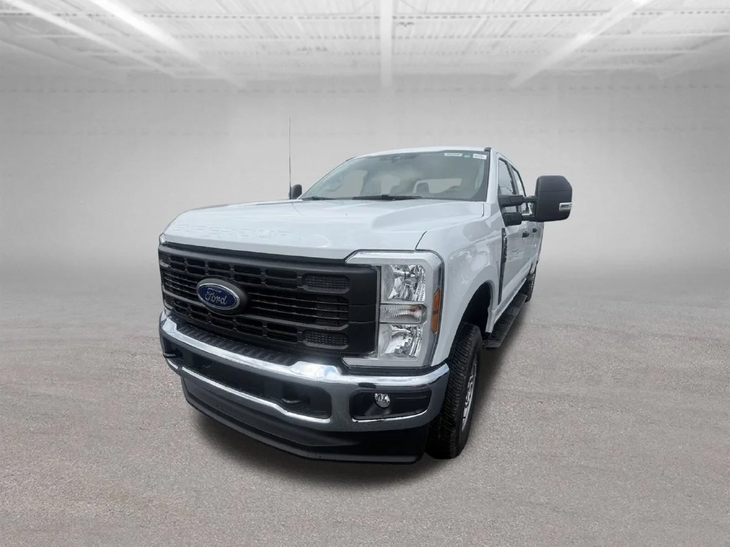 New 2026 Oxford White Ford F-250® XL image 10