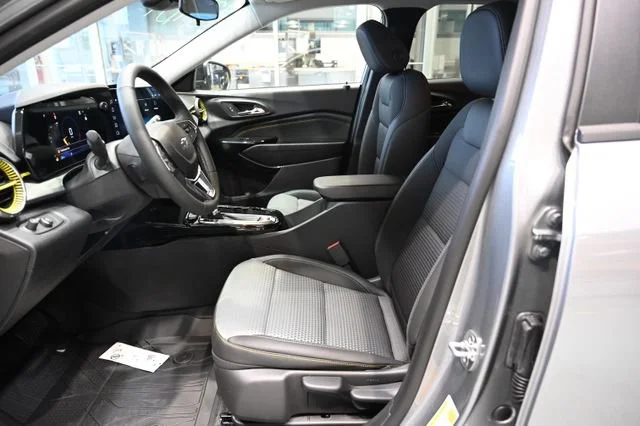 2026 Chevrolet Trax LT - Photo 9
