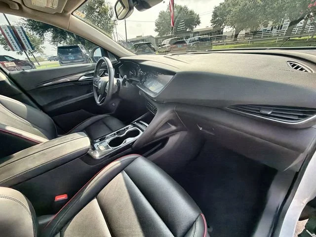 2023 Buick Envision Essence - Photo 28