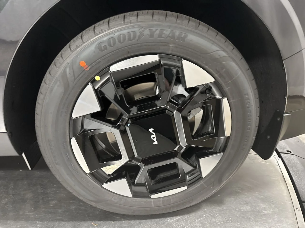 New 2026 Panthera Metal Kia EX image 12