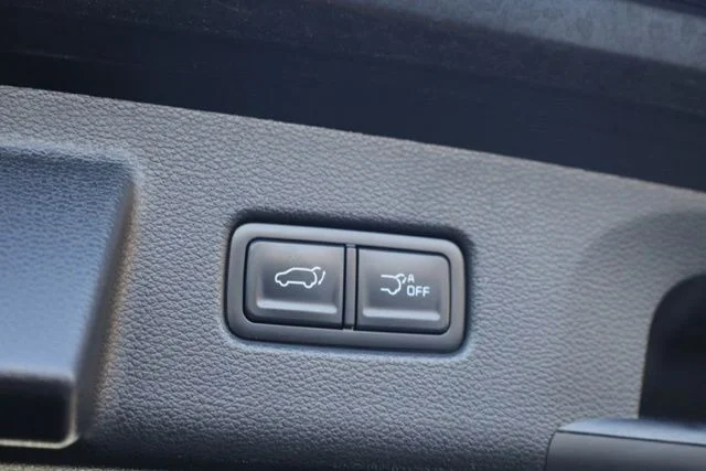 Used 2025 Black Kia EX X-Line image 40
