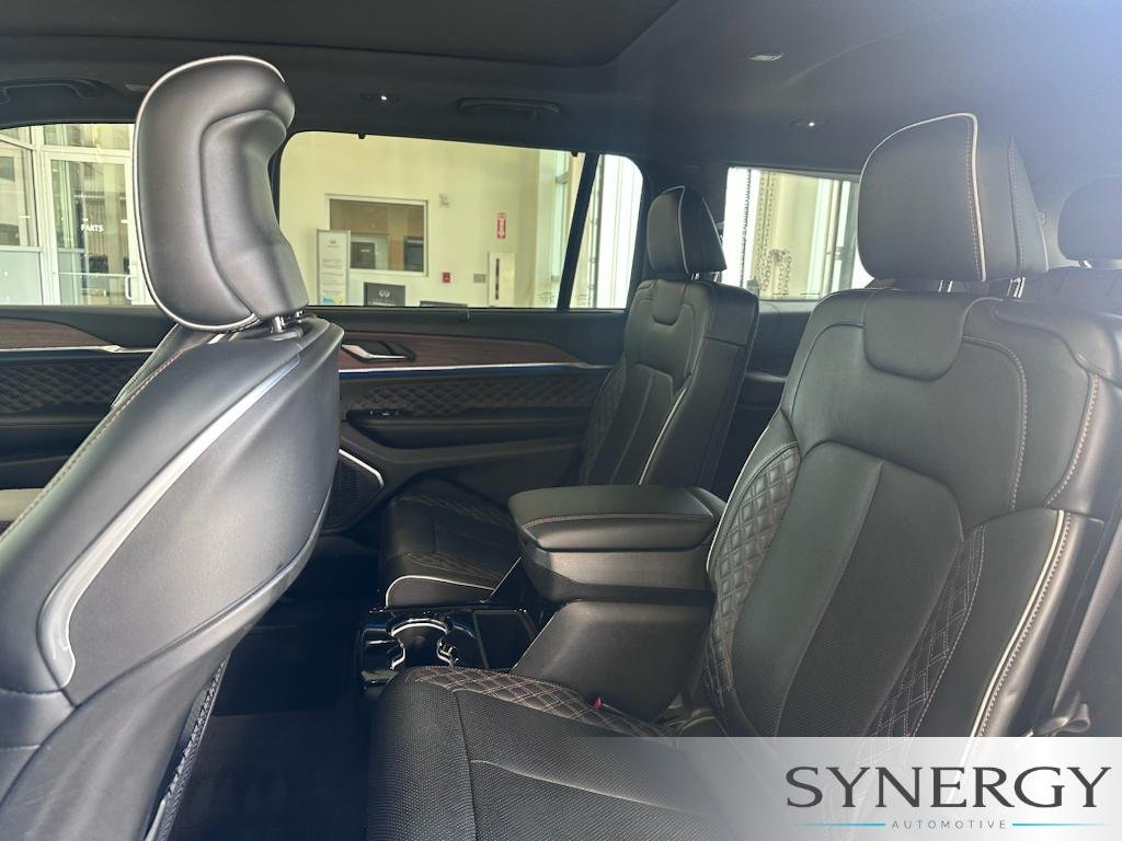 Used 2022 Silver Zynith Jeep Summit image 27