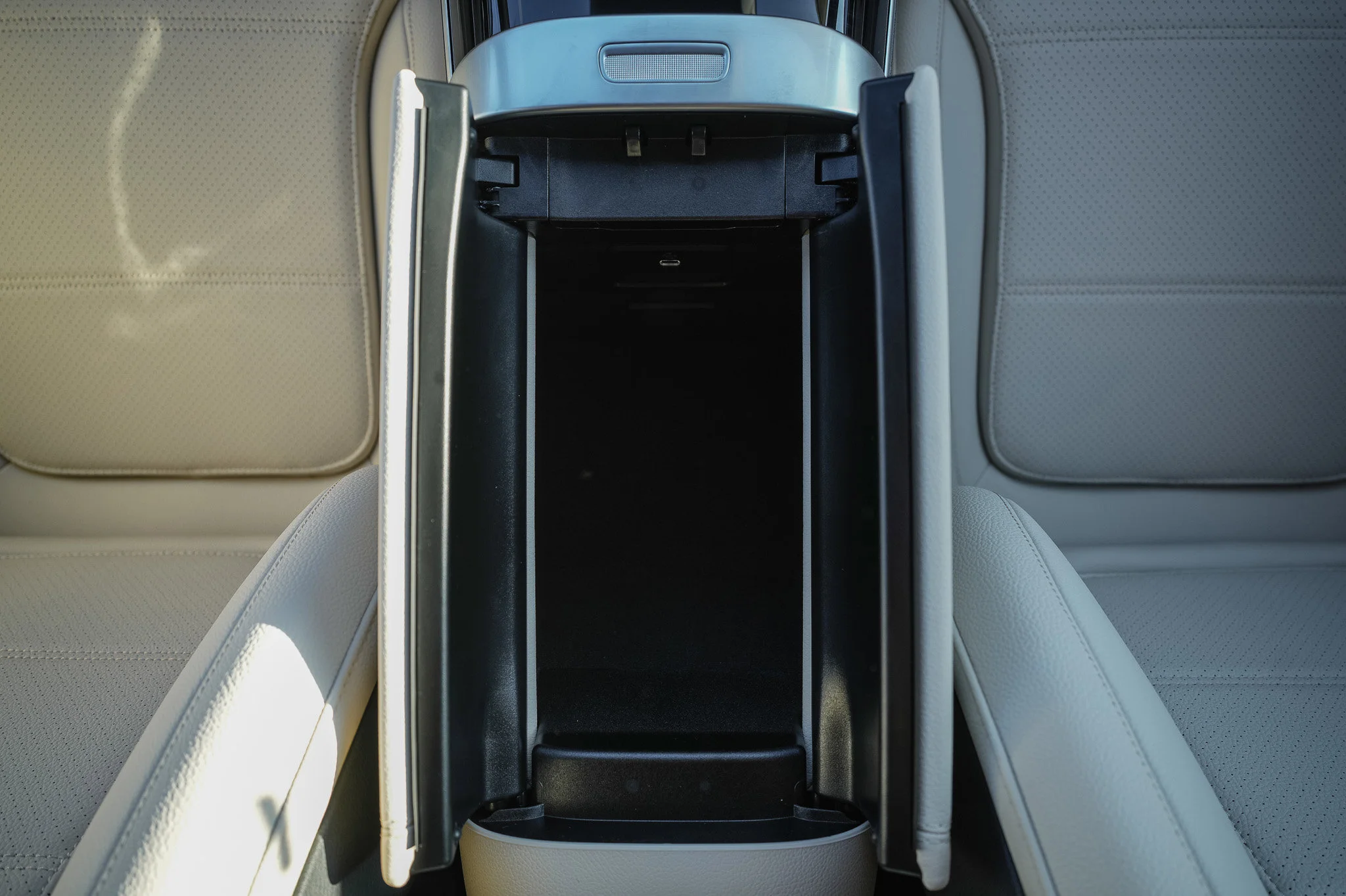 Used 2026 Black Mercedes-Benz C 300 image 24