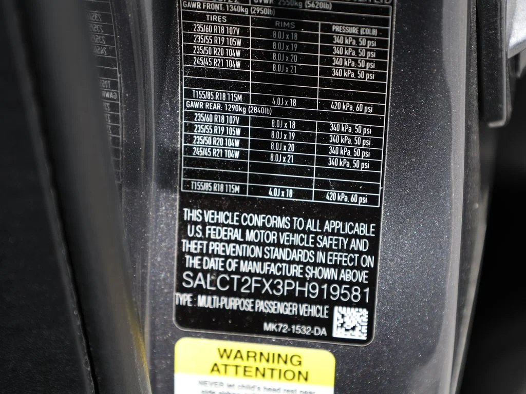 Used 2023 Gray Land Rover S R-Dynamic image 44