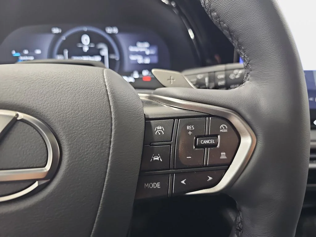 New 2026  Lexus 350h Premium image 16