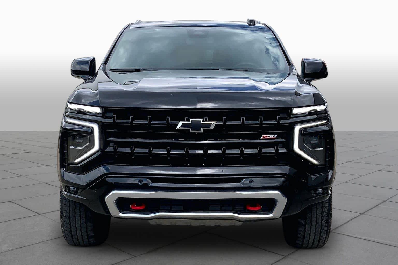 Used 2025 Black Chevrolet Z71 image 4