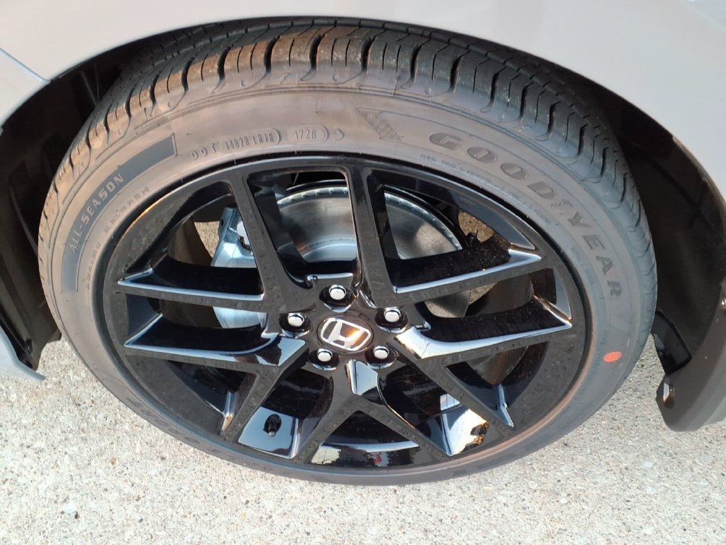 New 2026 Urban Gray Pearl Honda FWD Sport image 14