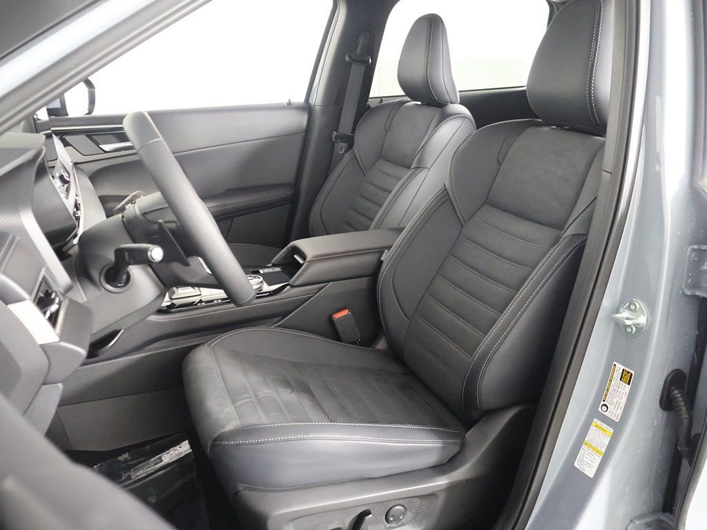 New 2026 Gray Mitsubishi SE image 31