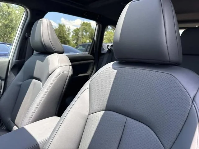 New 2026 CRYSTAL WHITE PEARL Subaru Limited Hybrid image 70
