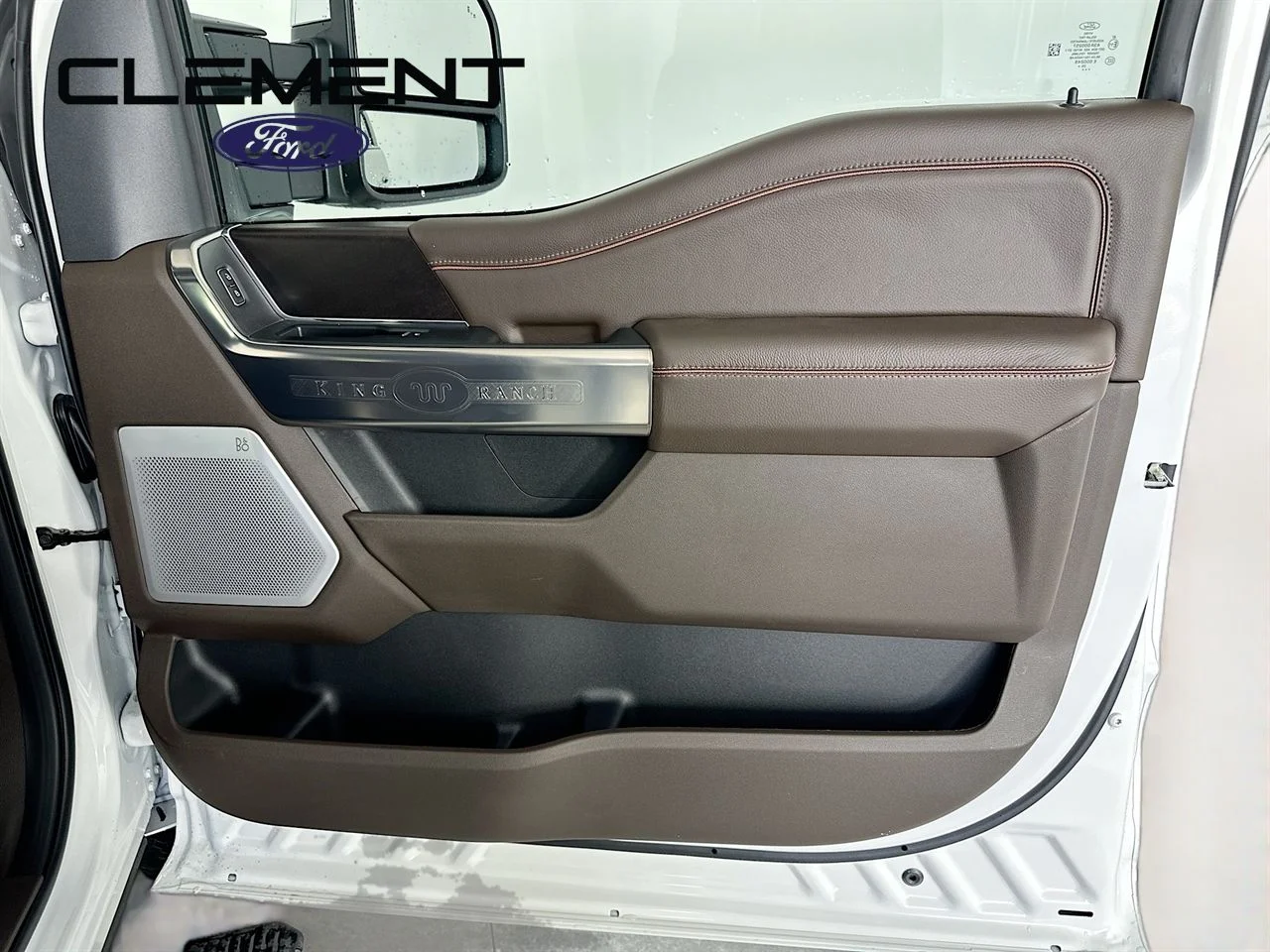 New 2026 Star White Metallic Tri-Coat Ford F-350® King Ranch® image 34