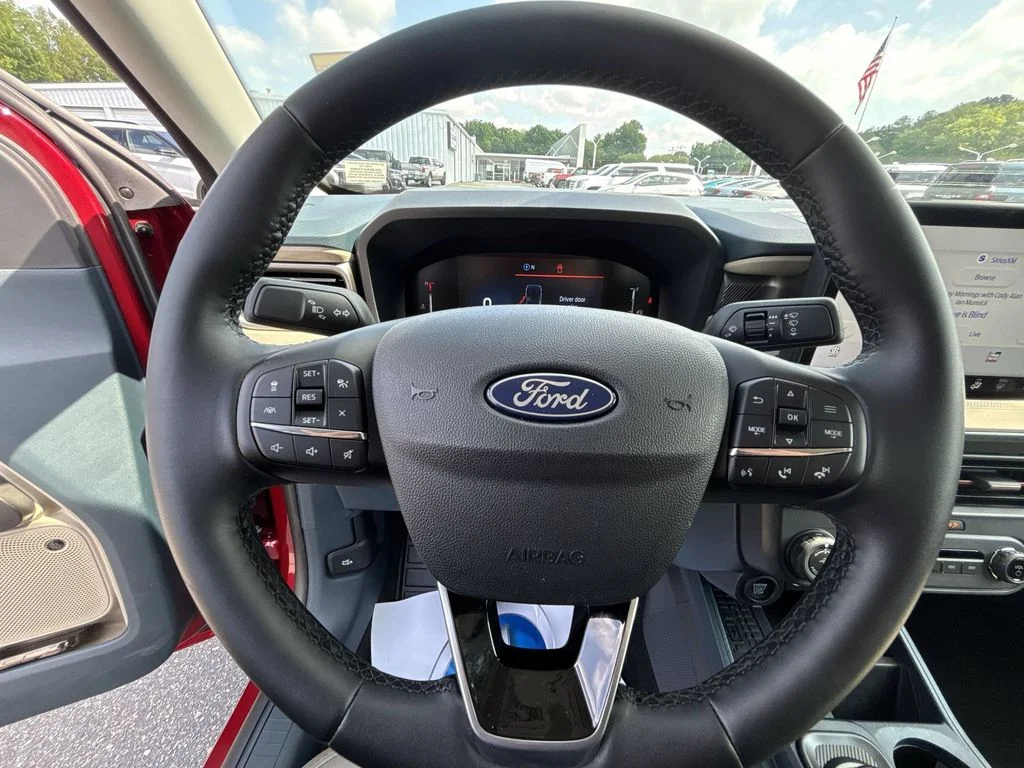 Used 2025 Red Ford Lariat image 11