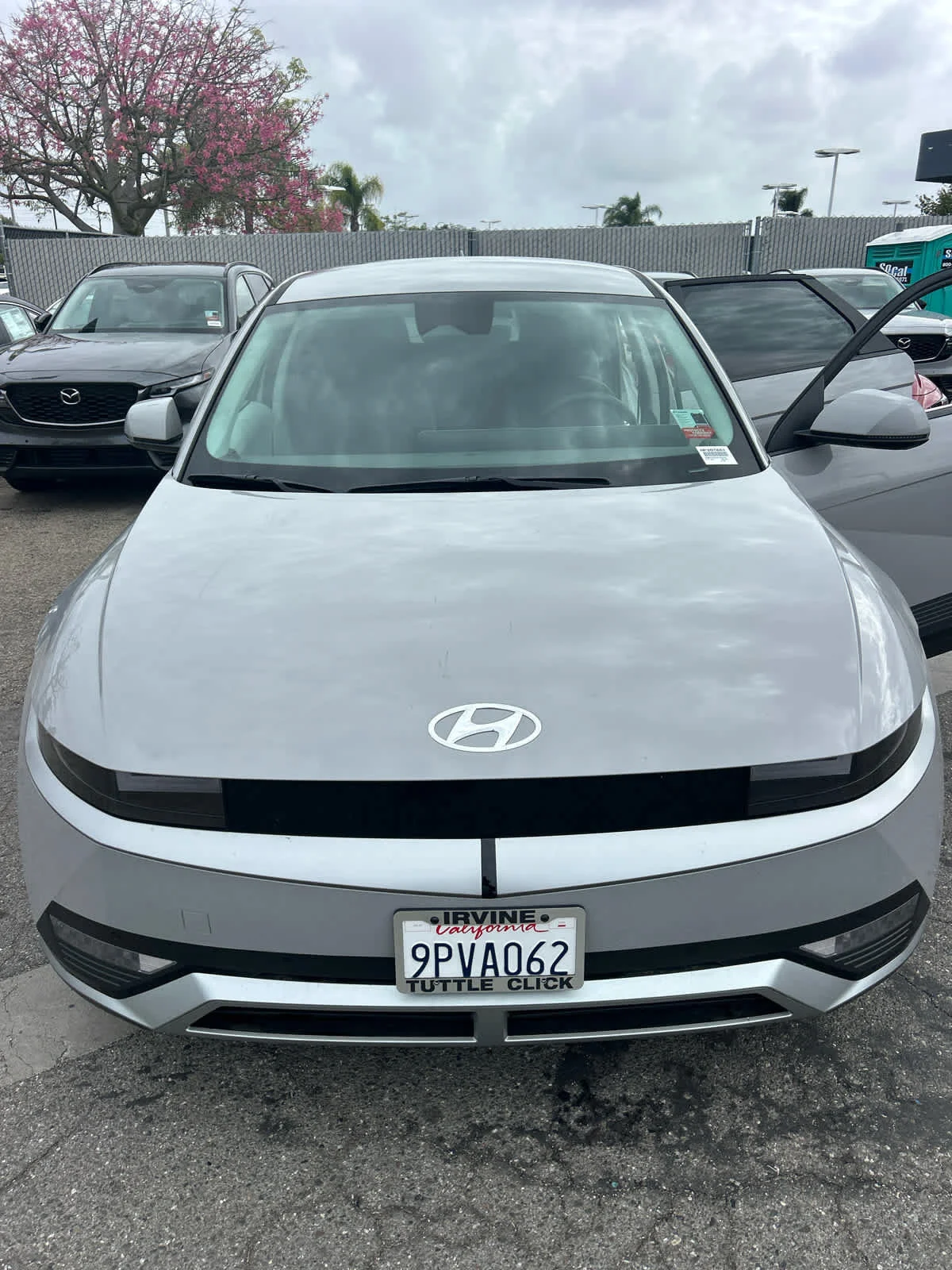 Used 2024 CYBER GRAY HYUNDAI SEL image 6