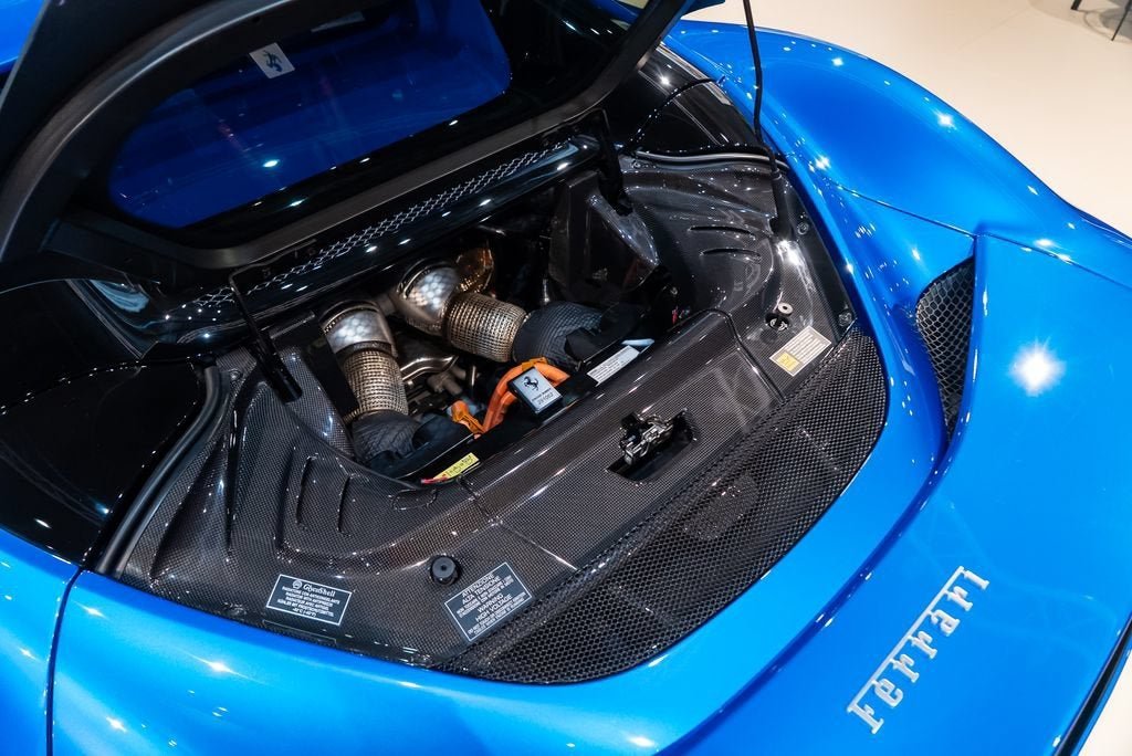 Certified Used 2023 Blu Corsa Ferrari  image 21