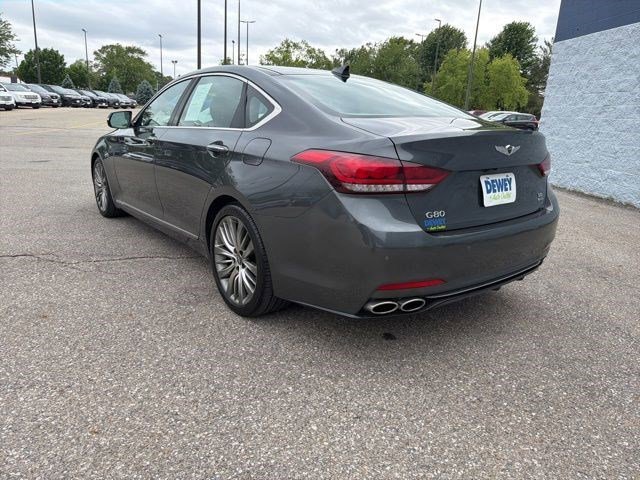 Used 2018 Himalayan Gray Genesis 5.0L Ultimate image 3