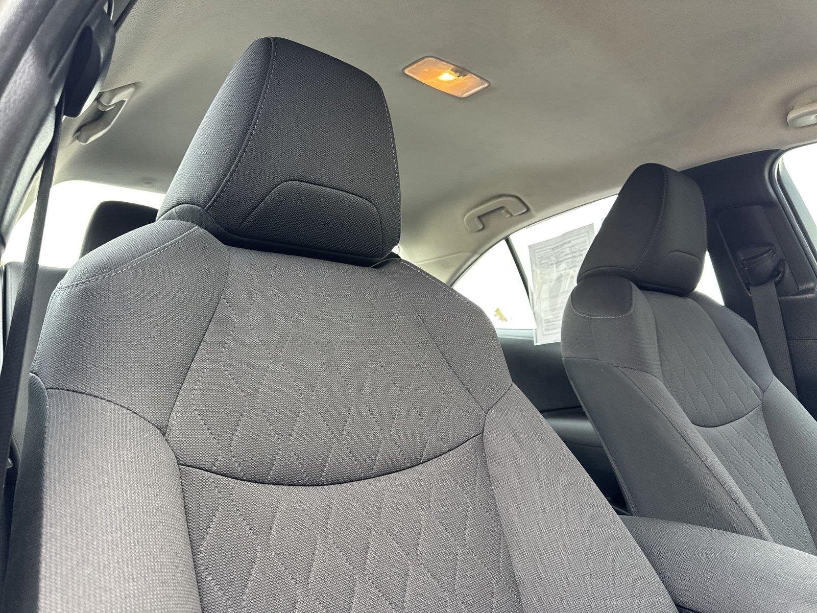 2021 Toyota Corolla LE - Photo 23