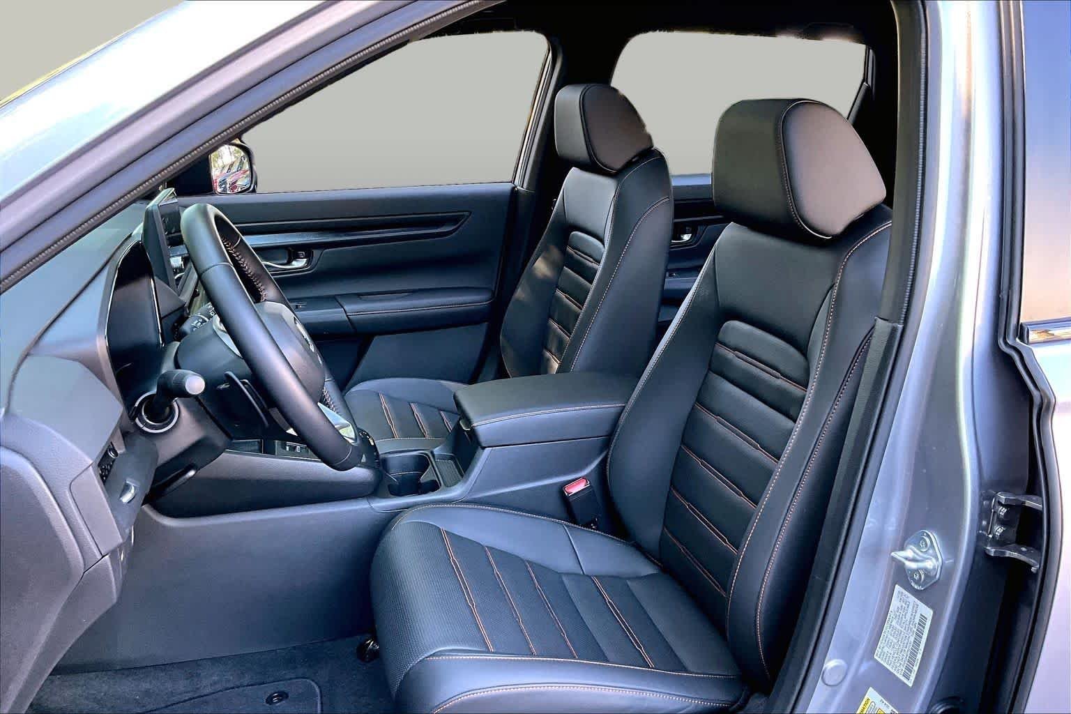 Certified Used 2026 Solar Silver Metallic Honda Sport-L image 8