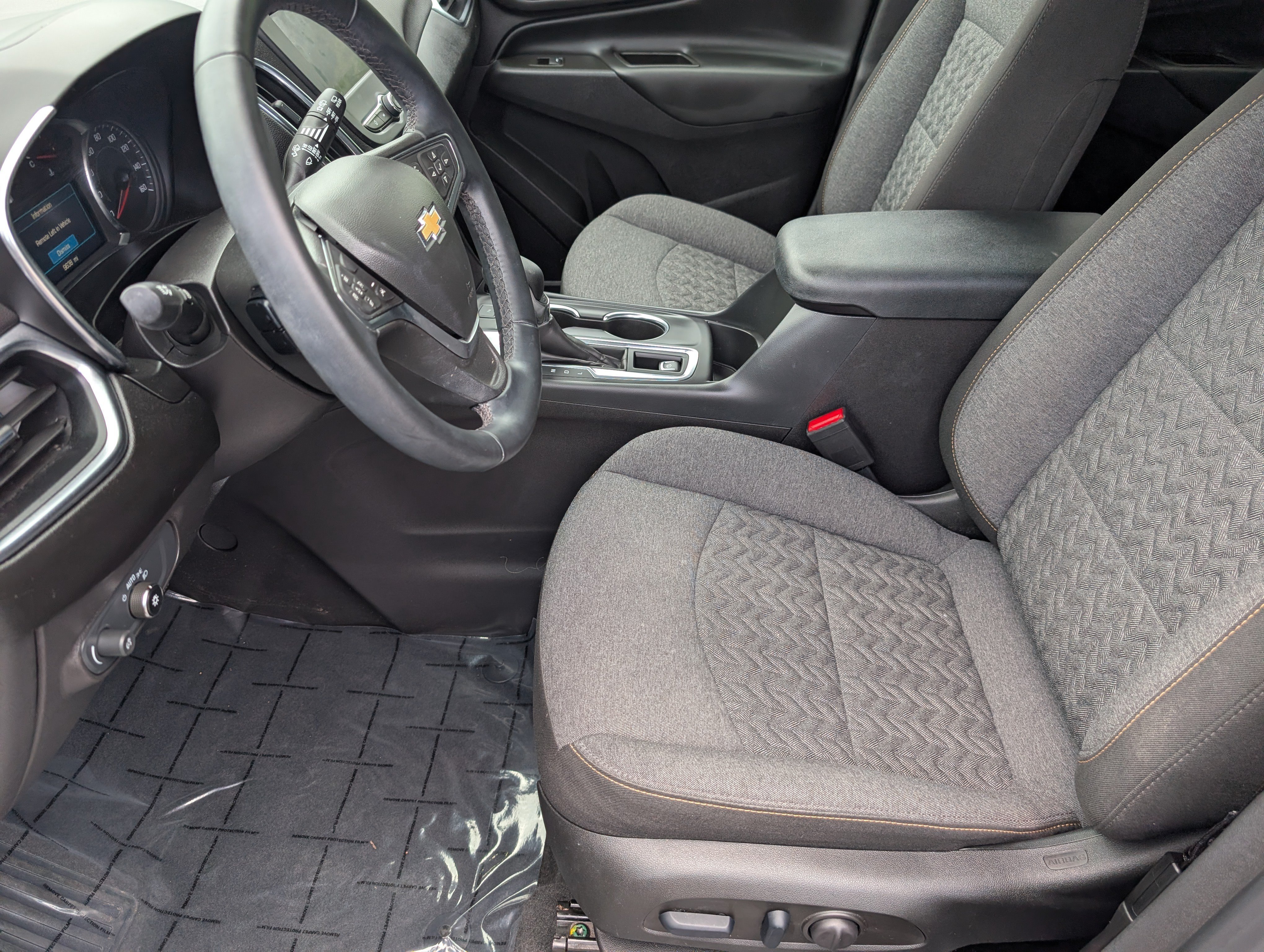 Used 2024 Summit White Chevrolet LT image 10