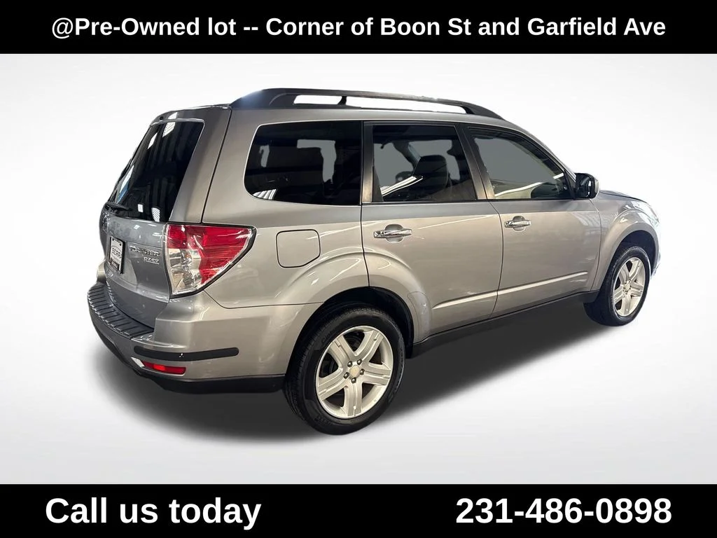 Used 2010 Silver Subaru 2.5X image 5