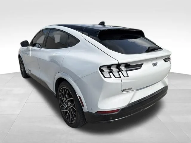 Used 2023 White Ford GT image 5