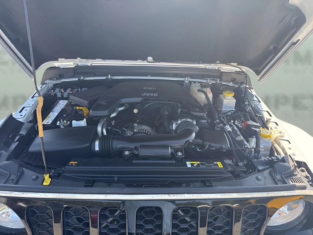 Used 2021 White Jeep Willys image 25