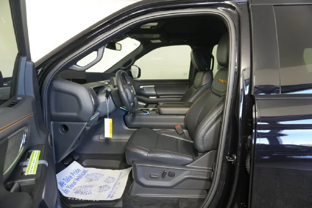 New 2027 Agate Black Metallic Ford Tremor® image 19