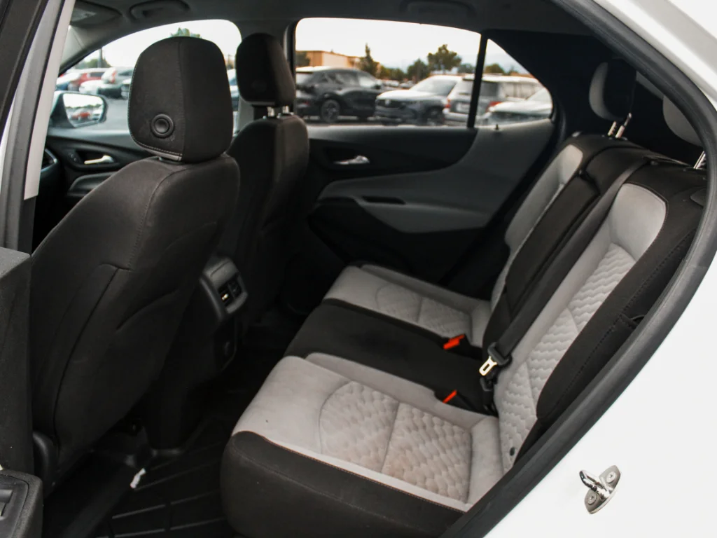 Used 2018 Iridescent Pearl Tricoat Chevrolet LT image 22