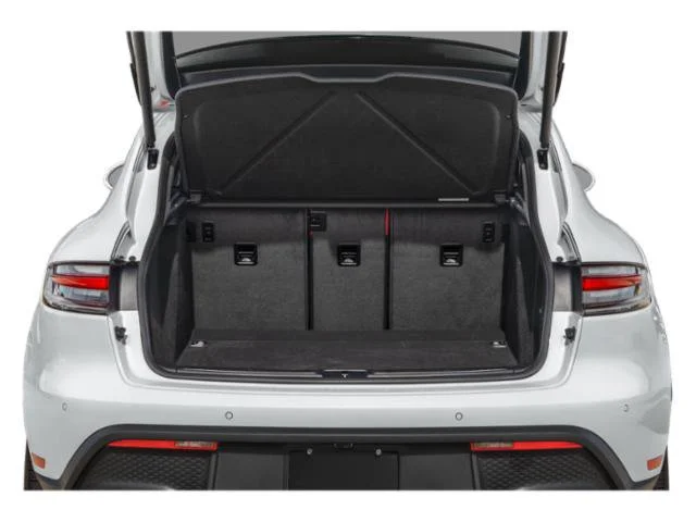 Used 2023 Chalk Porsche GTS image 11