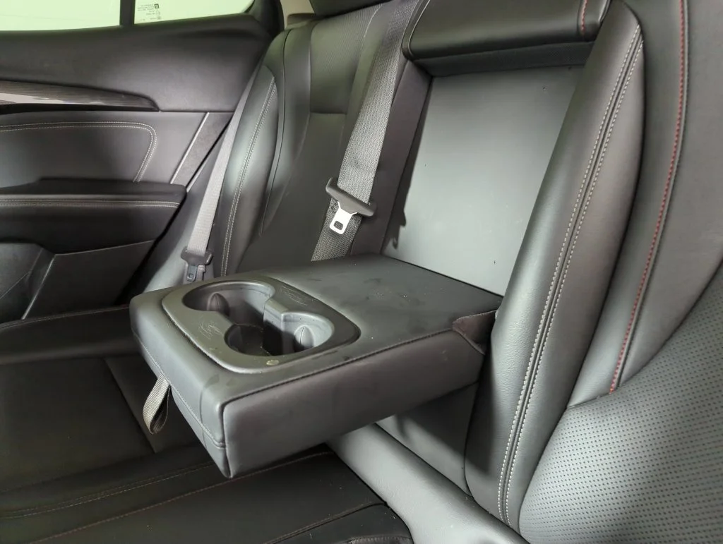 Used 2023 Summit White Buick Essence image 32