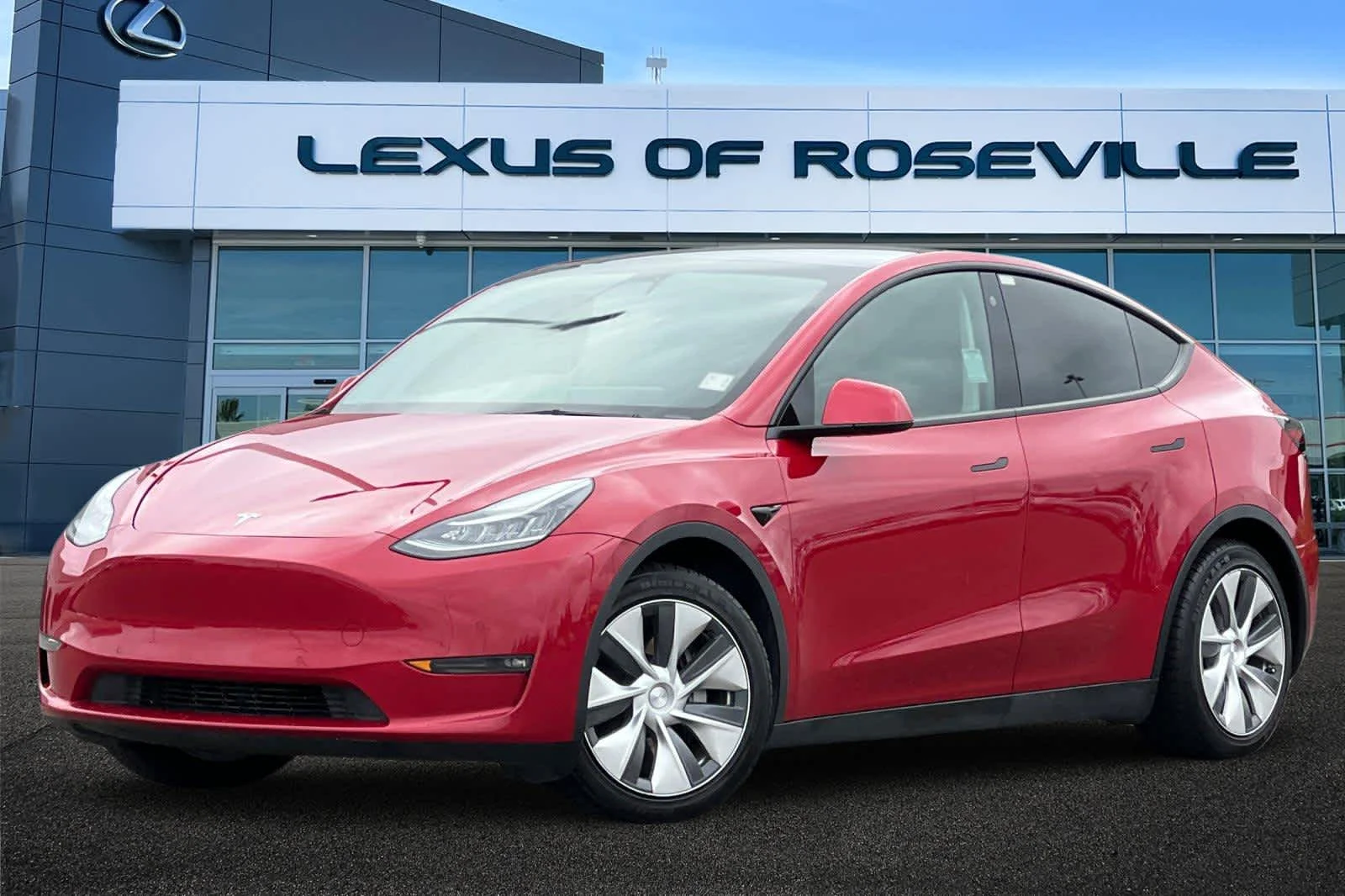 2022 Tesla Model Y Long Range Dual Motor All-Wheel Drive's photo