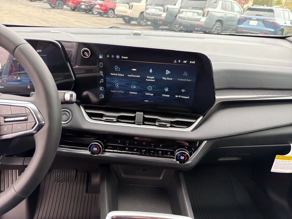 2027 Chevrolet Equinox LT - Photo 17