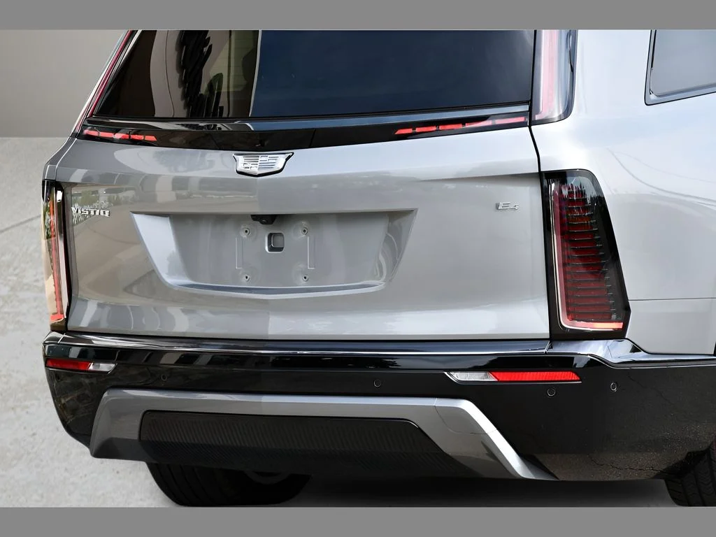 2027 Cadillac VISTIQ Sport - Photo 29