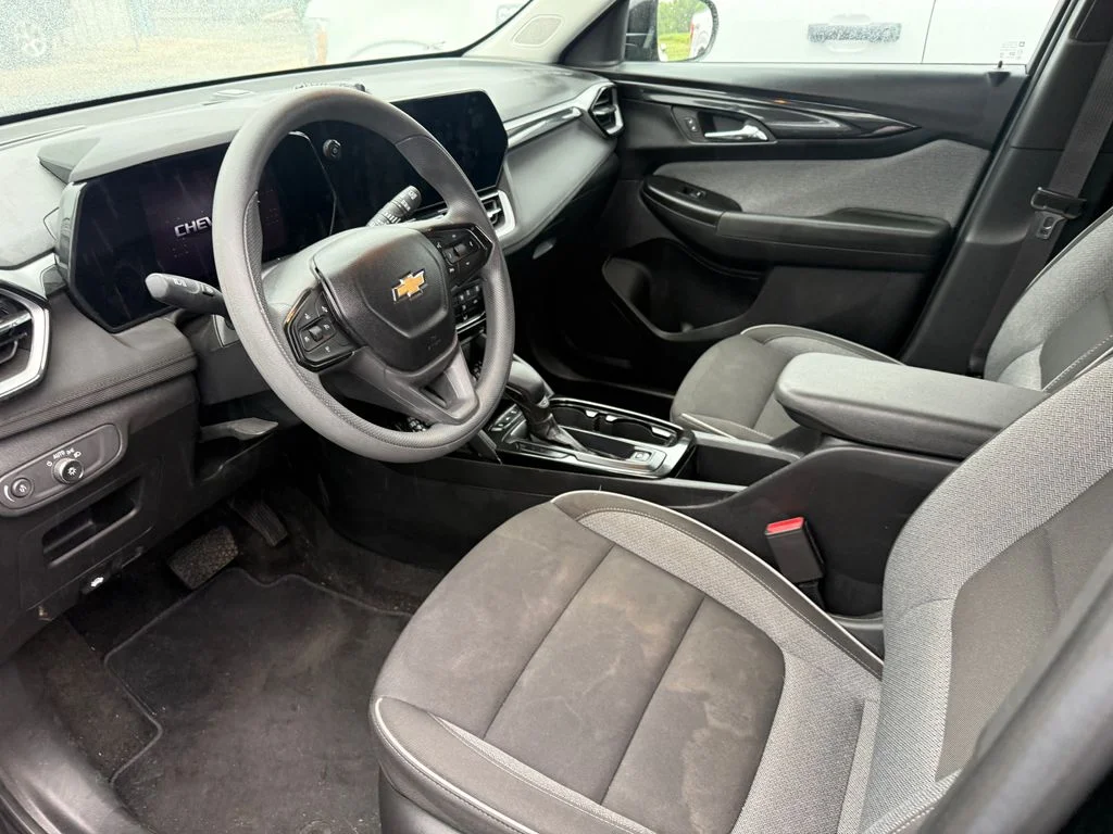 Used 2024 Black Chevrolet LT image 3