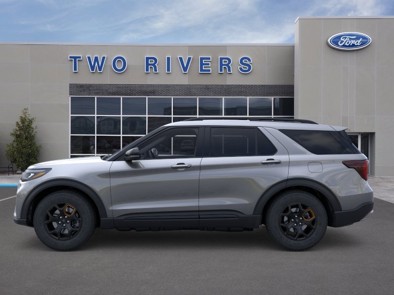 New 2026 Carbonized Gray Metallic Ford Tremor® image 3