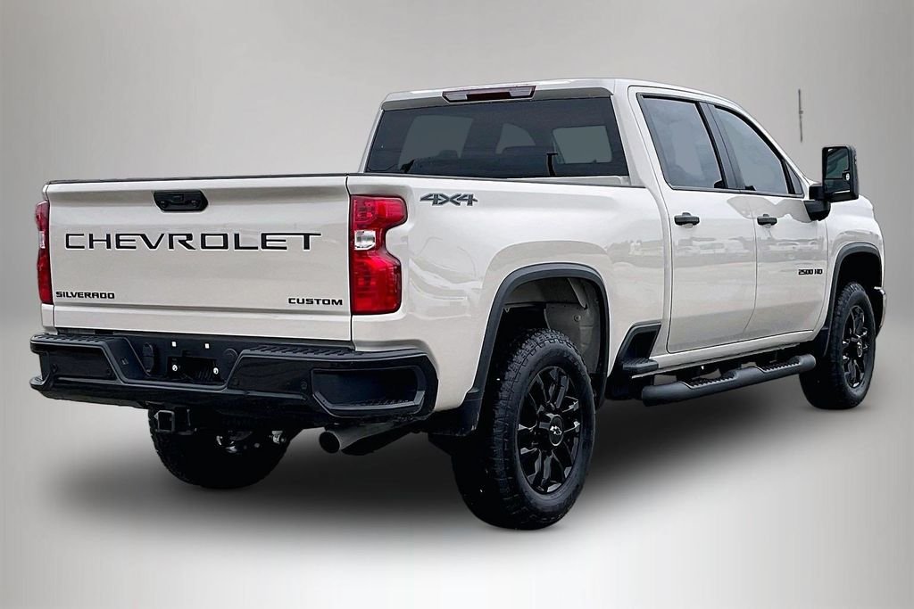 Used 2026 Tan Chevrolet Custom image 5