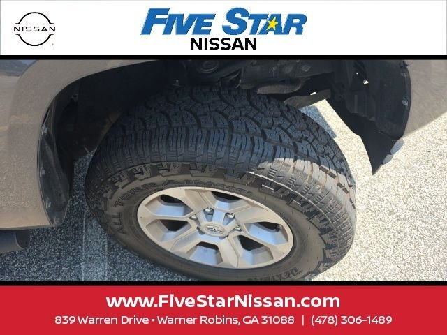 Used 2020 Gray Toyota SR5 image 10