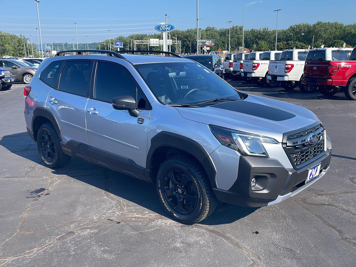 Used 2024 Ice Silver Metallic Subaru Wilderness image 7