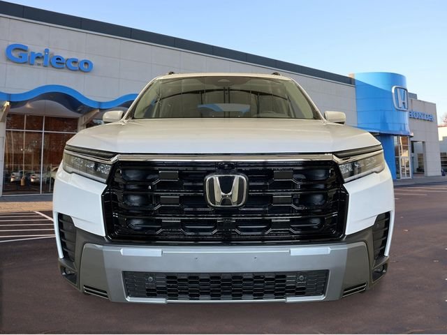 New 2026 Platinum White Pearl Honda Touring image 10