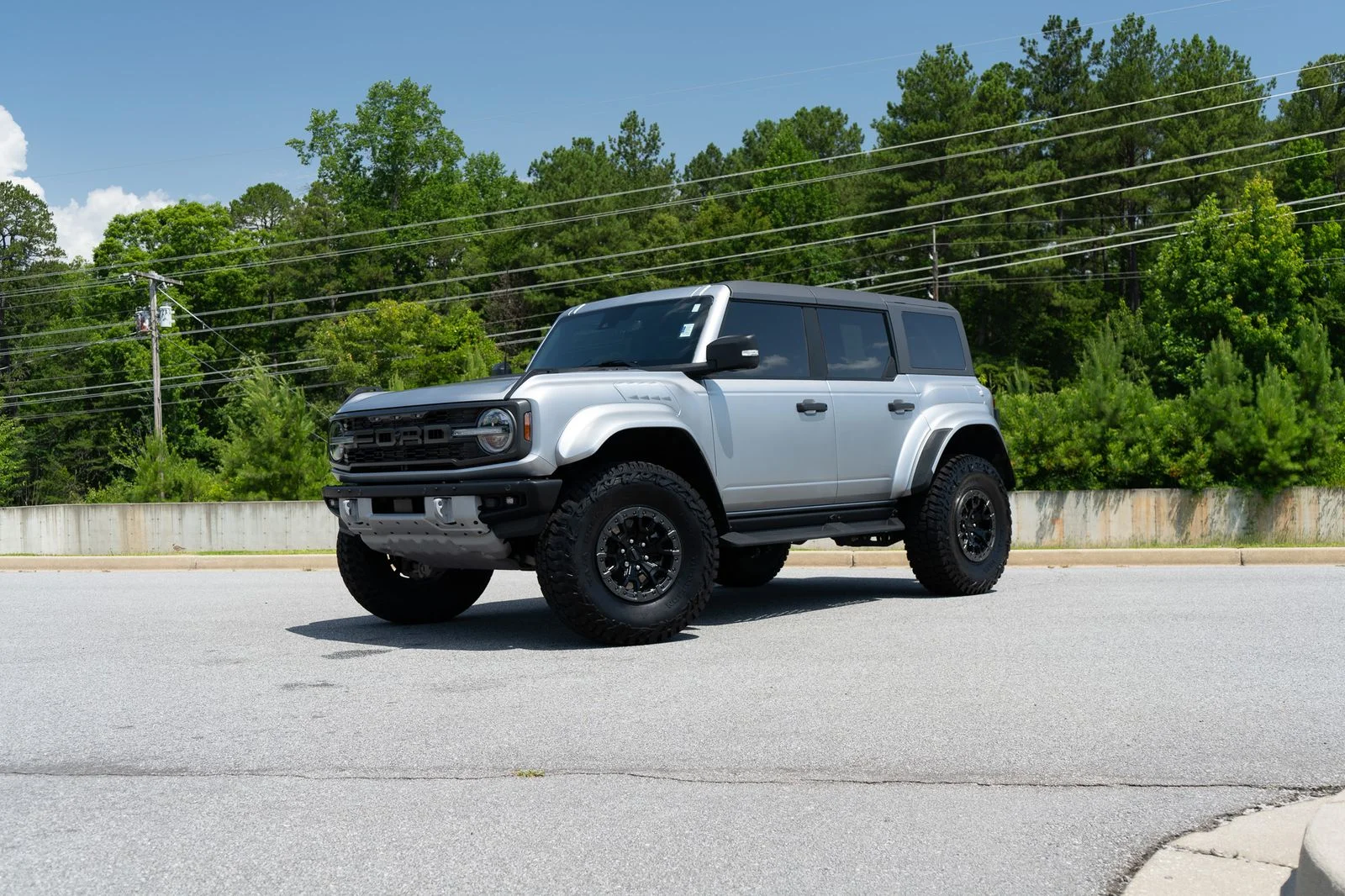 Used 2024 Silver Ford Raptor image 3
