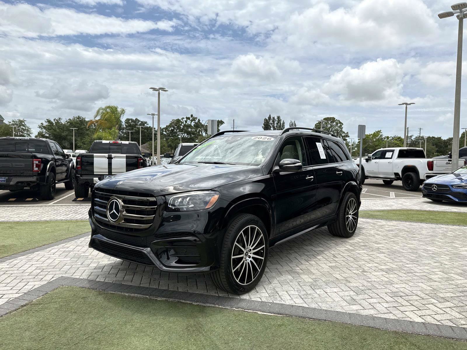Used 2026 Obsidian Black Metallic Mercedes-Benz 450 image 2