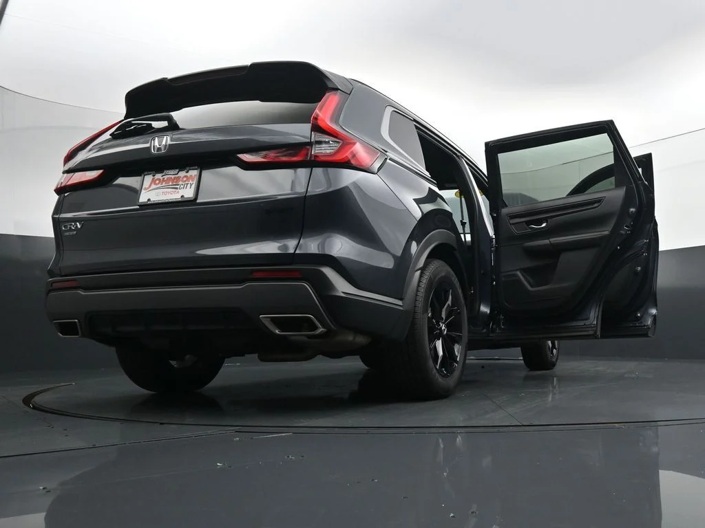 Used 2024  Honda Sport image 44
