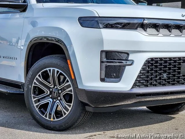 New 2026 Bright White Clear-Coat Exterior Paint Jeep  image 3