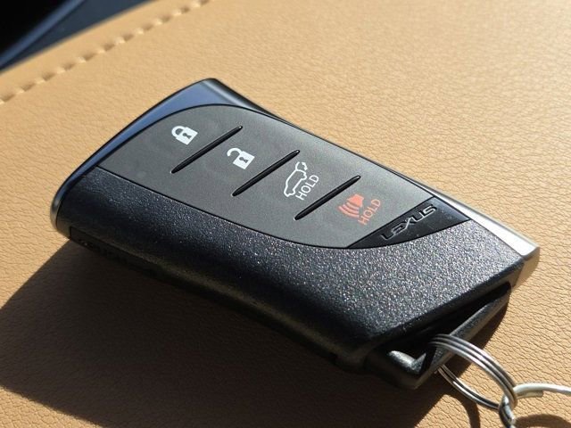 2026 Lexus NX 450h+ Luxury - Photo 33