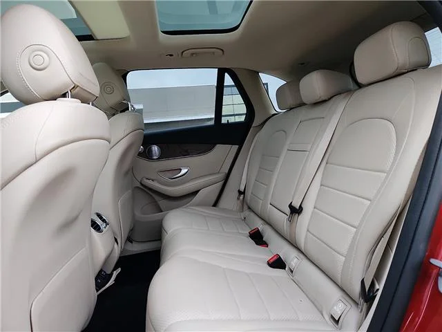 Used 2019 Designo Cardinal Red Metallic Mercedes-Benz GLC 350e All-wheel Drive 4MATIC® image 8