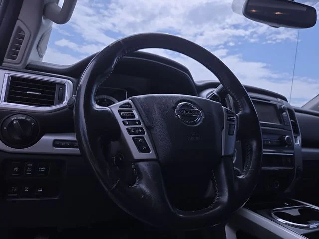Used 2017 Red Nissan PRO-4X image 9