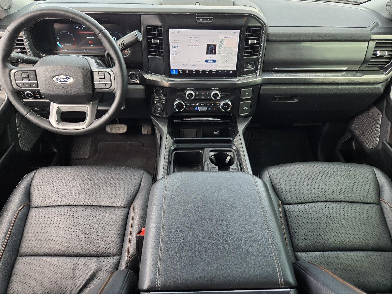 Used 2026 Star White Metallic Tri-Coat Ford Lariat image 24