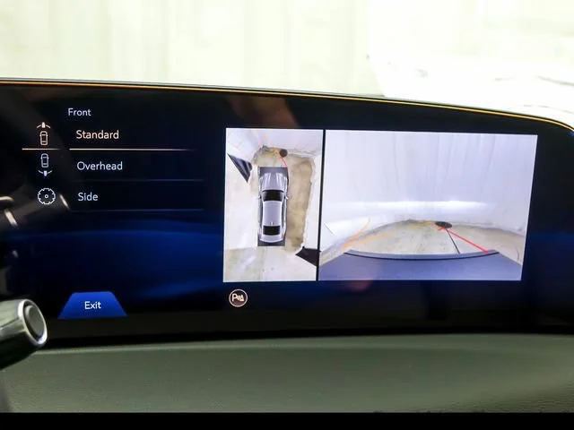 New 2026 Vibrant White Tricoat Cadillac Premium Luxury image 17