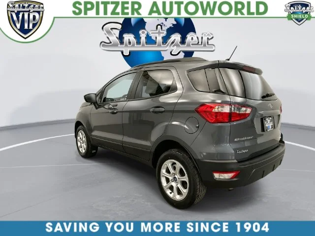 Used 2021 Black Ford SE image 10